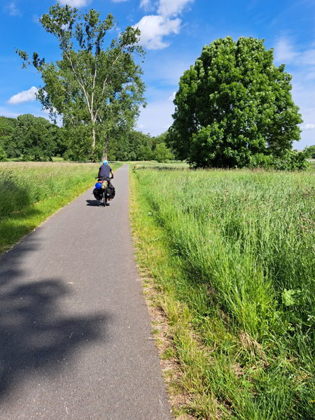 Auf dem Elberadweg